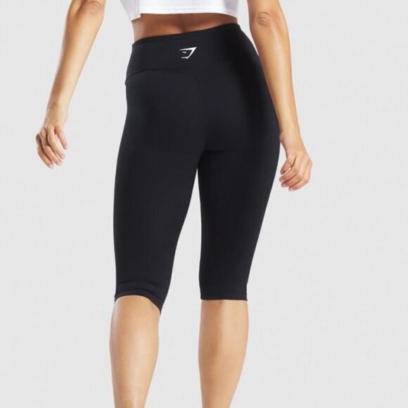 Gymshark Training Cropped Leggings in Black Size Small - Picture 2 of 6